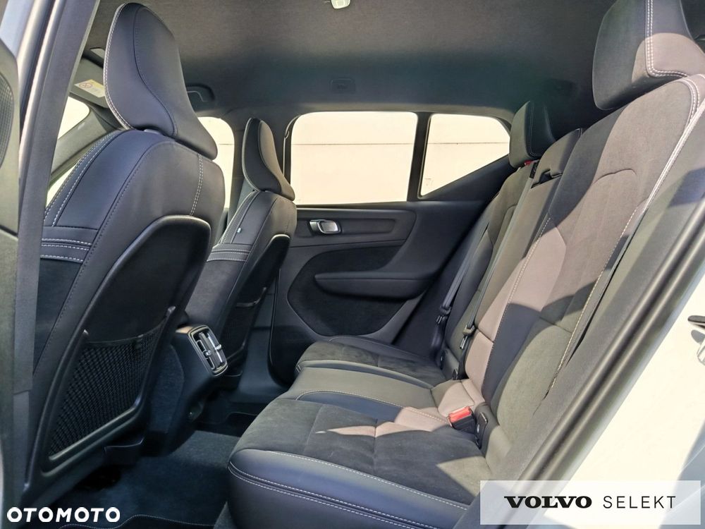 Volvo XC 40 - 12