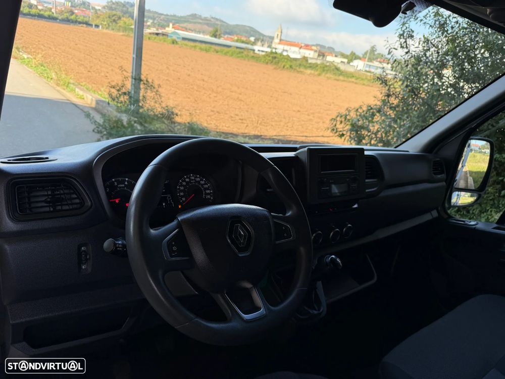 Renault Master 2.3 BlueDci 135 L2H2 Confort - 12