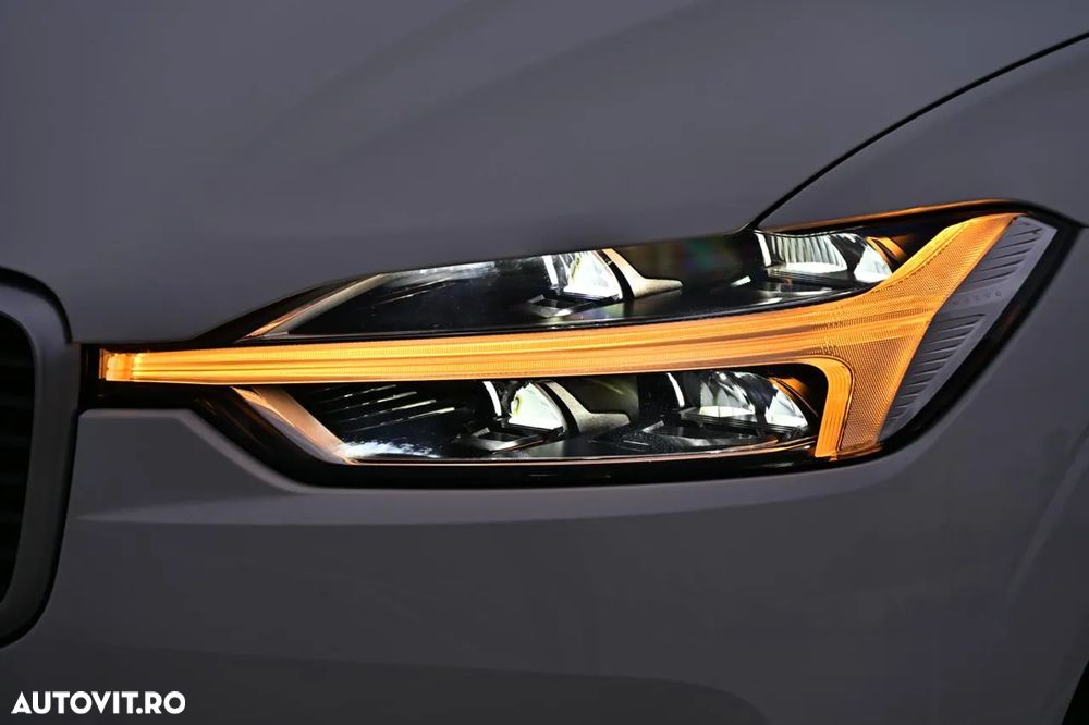 Volvo XC 60 B4 D AWD Geartronic RDesign - 22