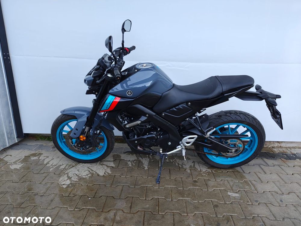 Yamaha MT - 4