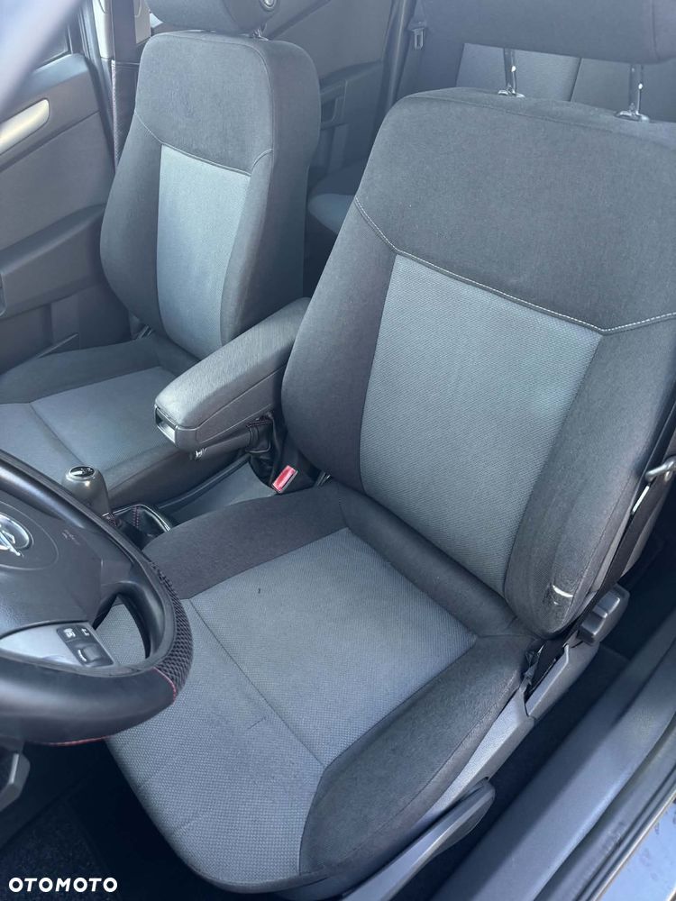 Opel Astra 1.6 Enjoy - 9