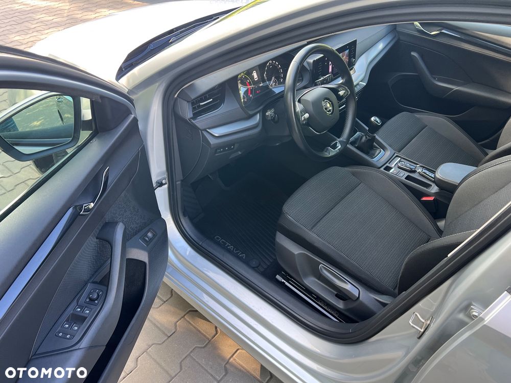 Skoda Octavia 1.5 TSI ACT Ambition - 11
