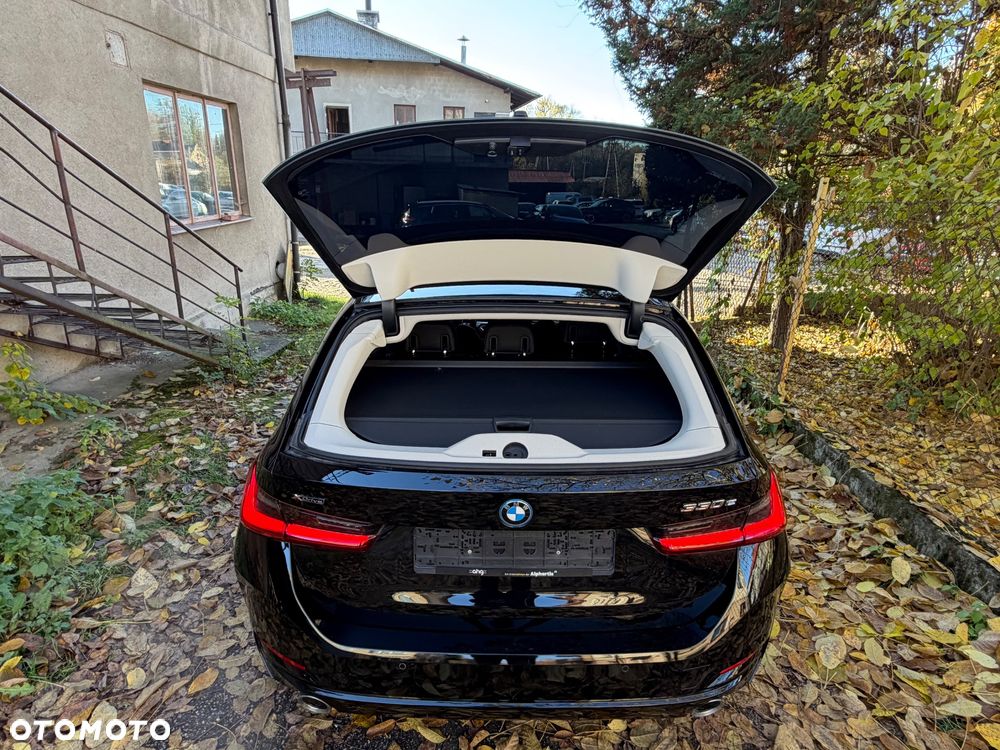 BMW Seria 3 330e xDrive Sport Line sport - 33