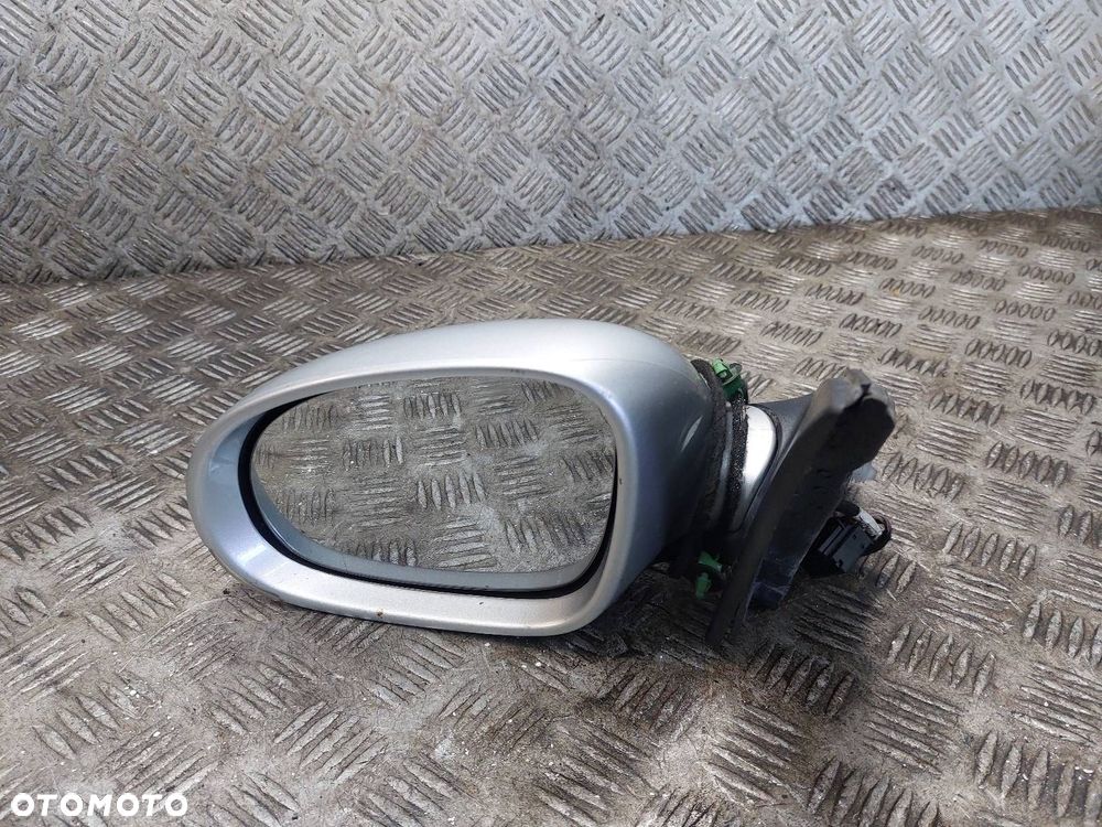 LUSTERKO LEWE ELEKTRYCZNE VOLKSWAGEN GOLF VI LA7W 6 PIN EU ID: 236309 - 4