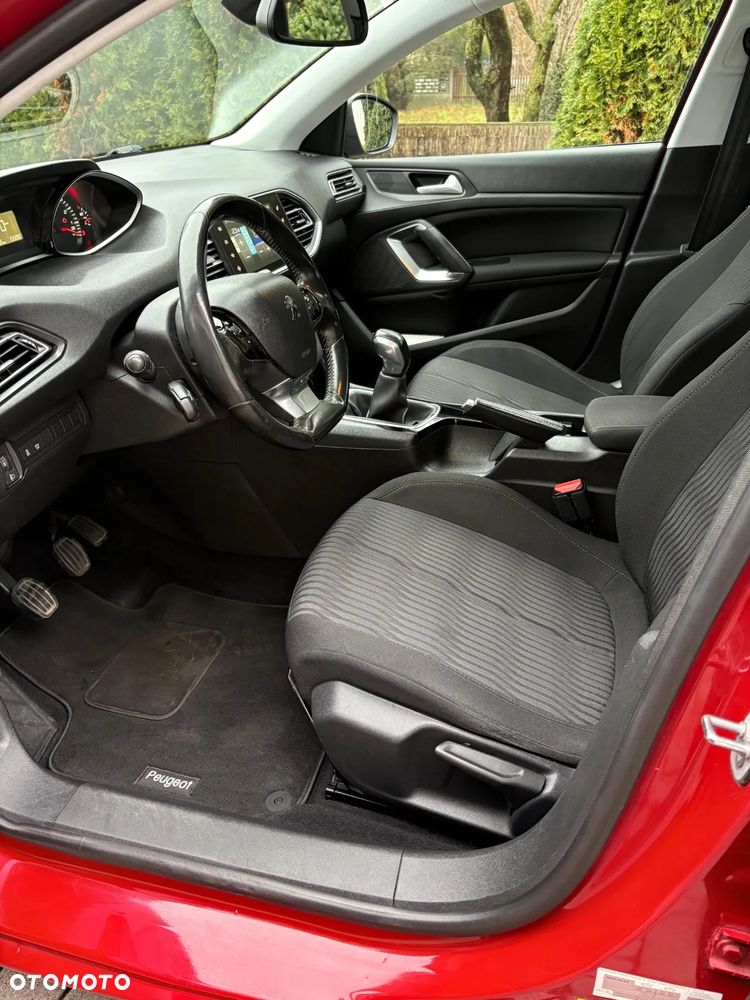 Peugeot 308 1.2 PureTech Access S&S - 30