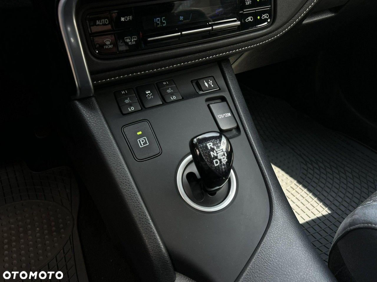 Toyota Auris - 17