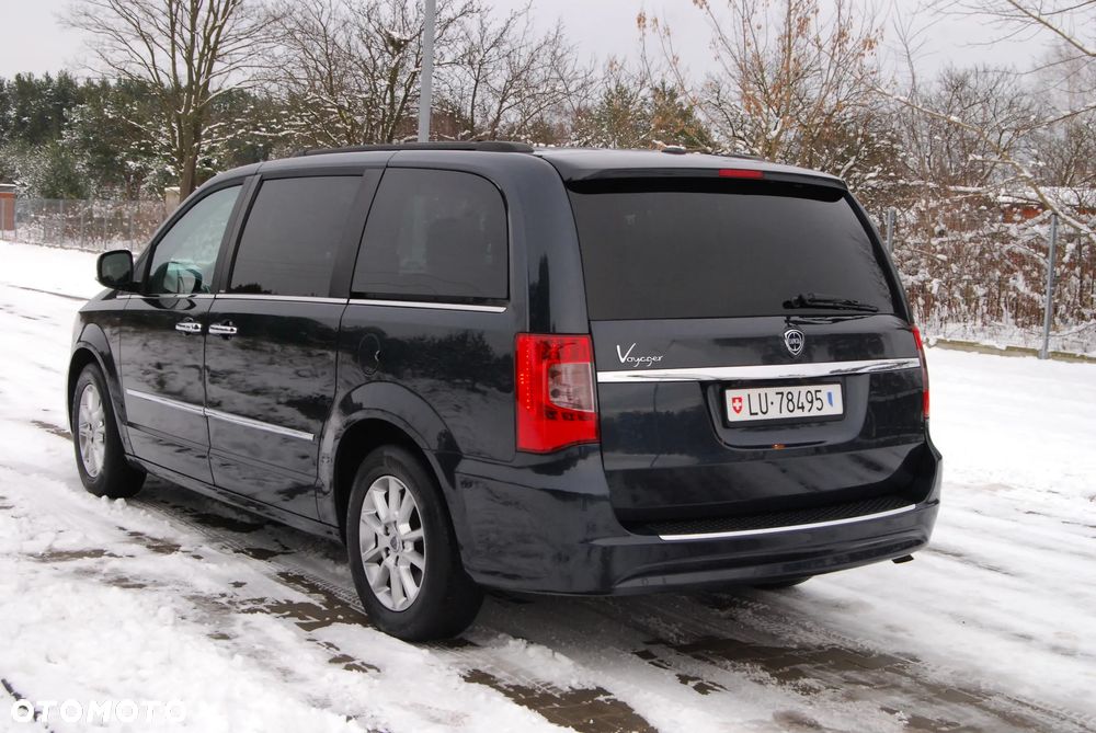 Lancia Voyager 3.6 Platinum - 4