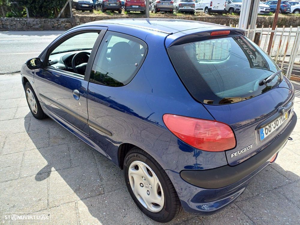 Peugeot 206 - 3