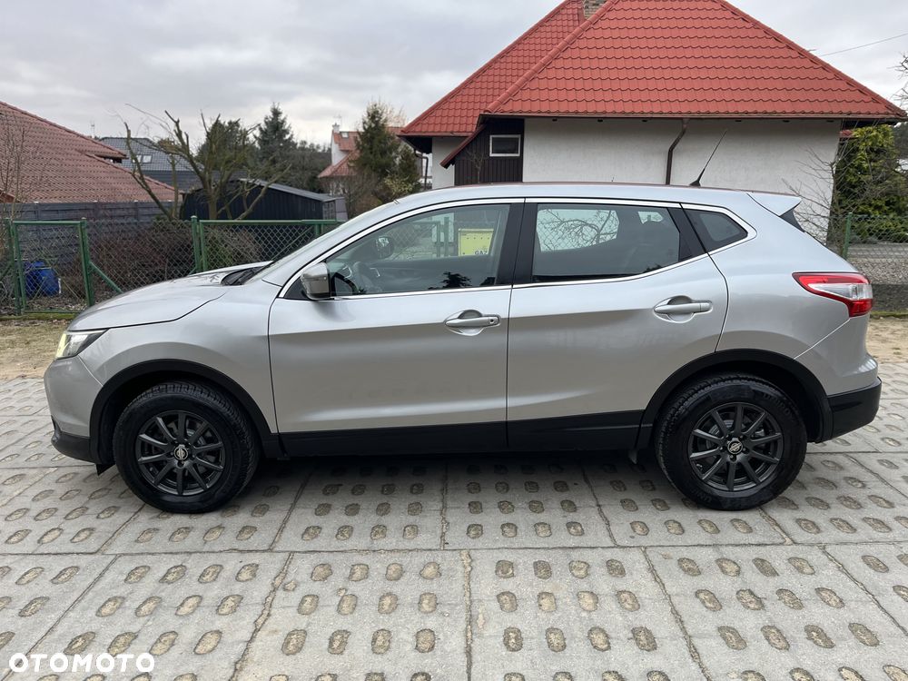 Nissan Qashqai 1.2 DIG-T Visia EU6 - 24