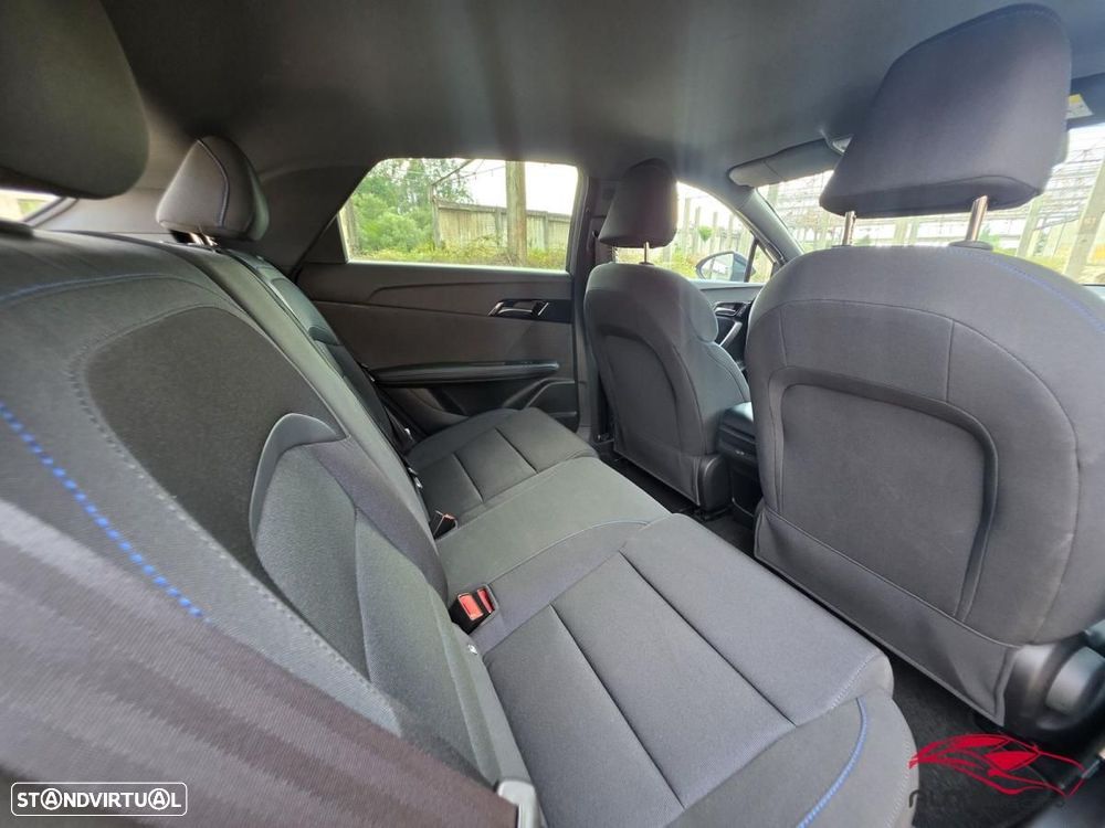 MG MG4 64 kWh Comfort - 12