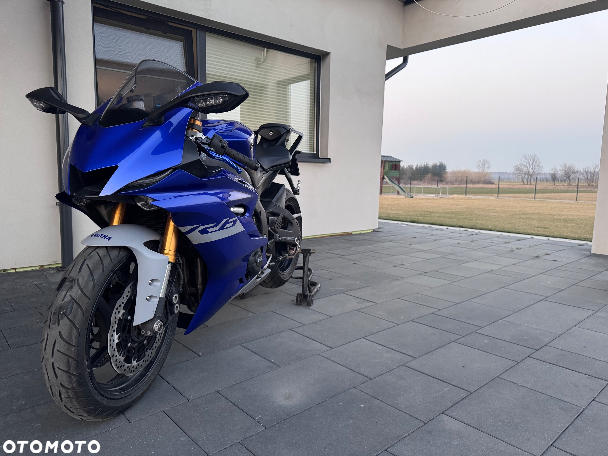 Yamaha R6 - 2