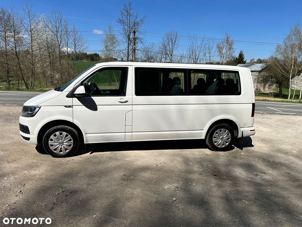 Volkswagen Caravelle - 3