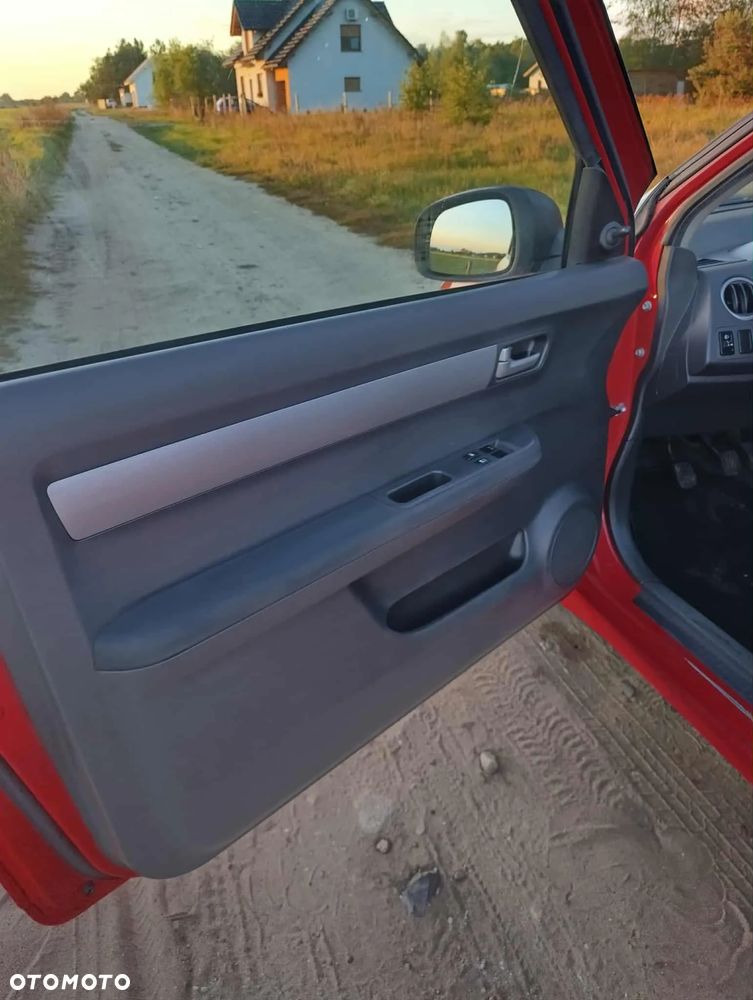 Suzuki Swift - 12
