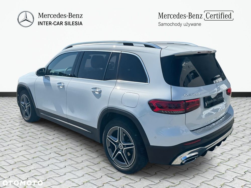 Mercedes-Benz GLB - 8