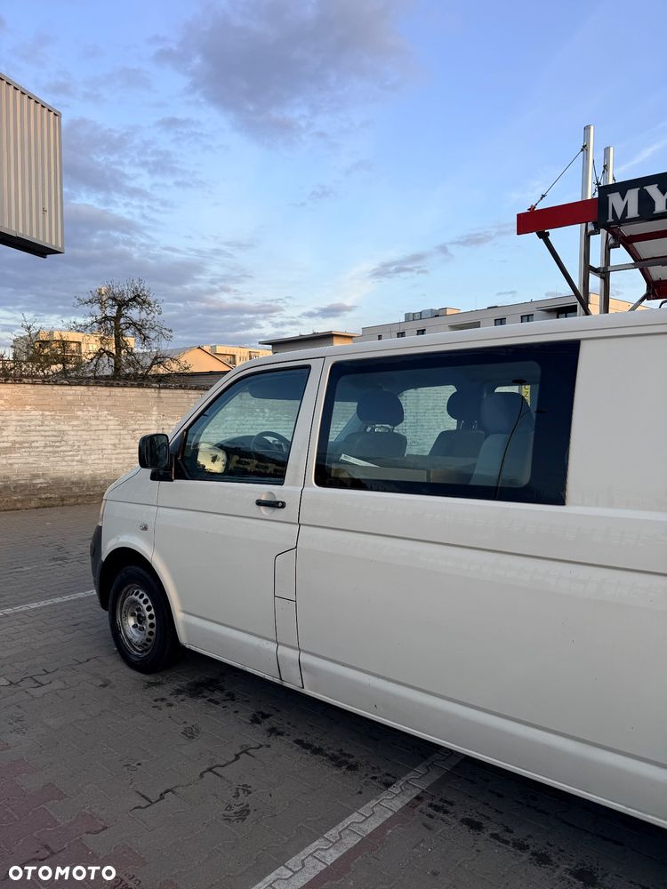 Volkswagen Transporter - 2