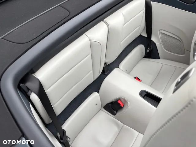 Porsche 911 Carrera PDK Cabrio - 21