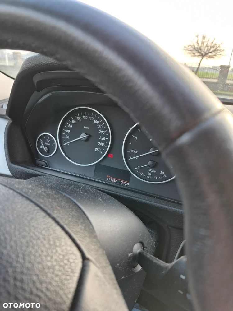 BMW Seria 3 318d - 9