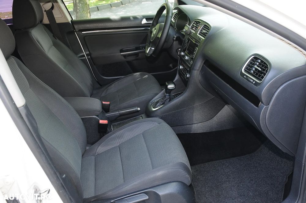 Volkswagen Golf 1.6 TDI DPF DSG Comfortline - 10