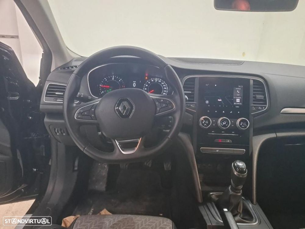 Renault Mégane 1.5 Blue dCi Limited - 6