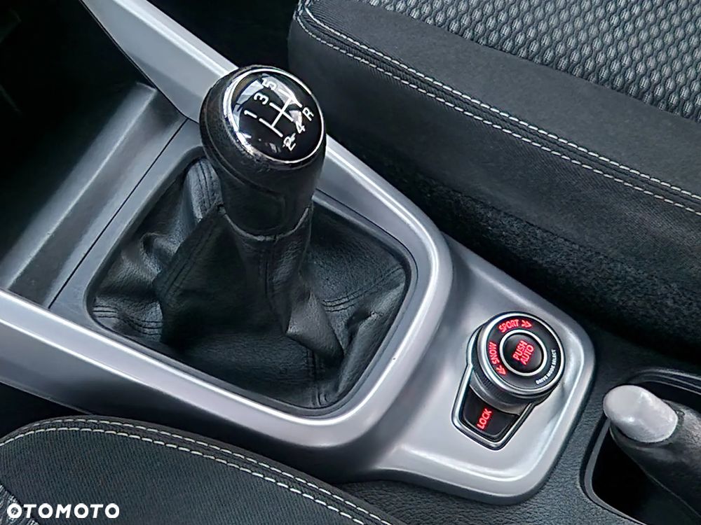 Suzuki Vitara 1.6 (4x4) Allgrip Comfort+ - 33