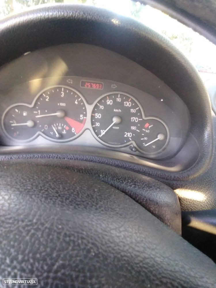 Peugeot 206 2.0 HDi XS - 10