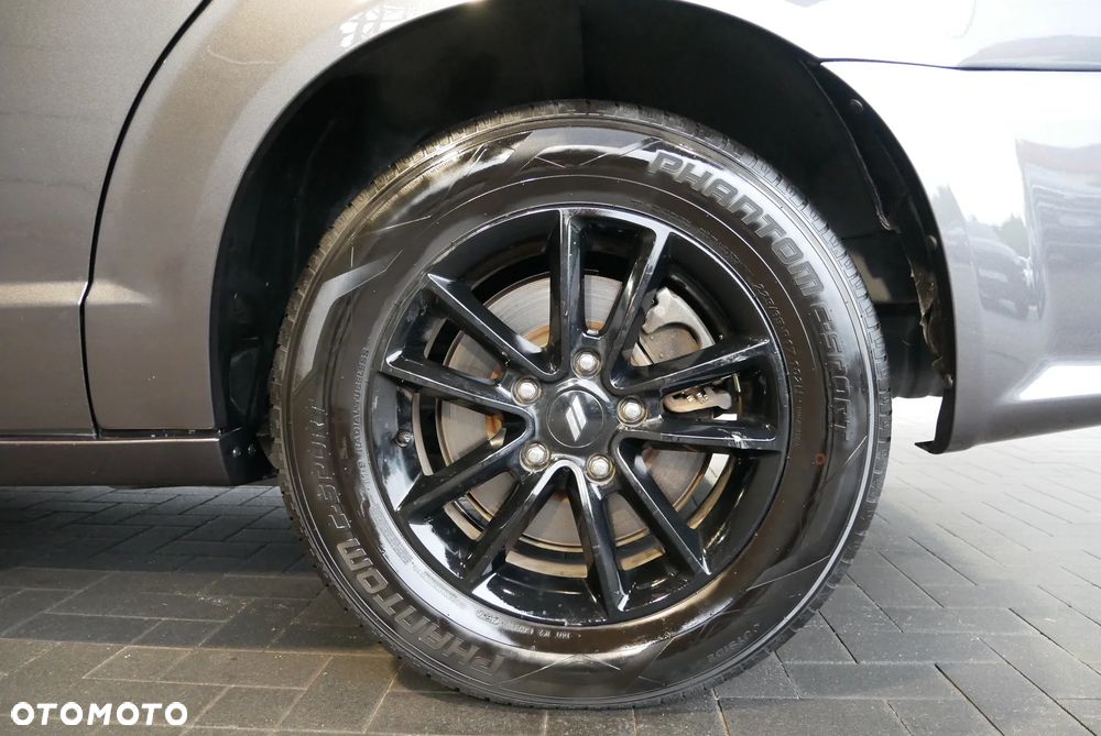 Dodge Grand Caravan - 26