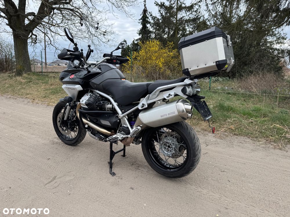 Moto Guzzi Stelvio - 13