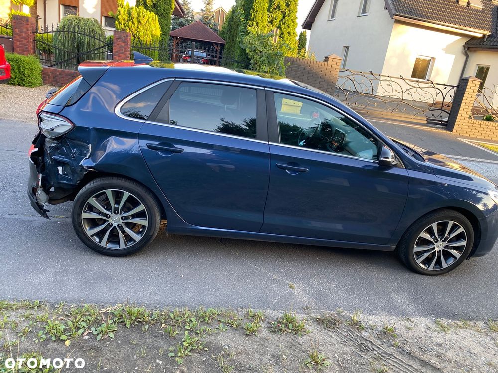 Hyundai i30 1.4 T-GDI Passion Plus - 8