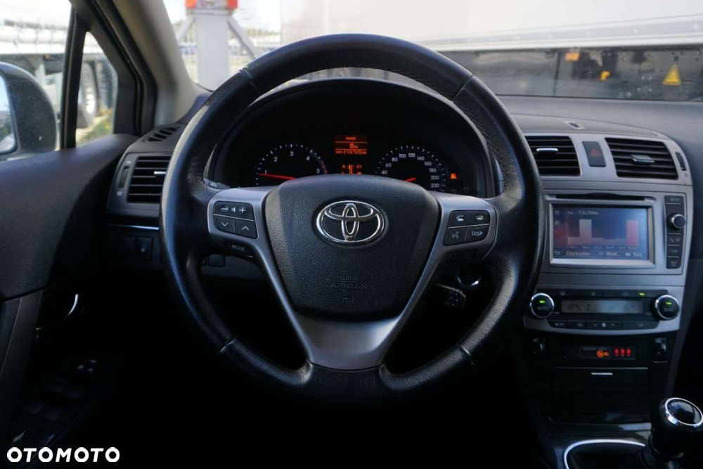 Toyota Avensis 2.2 D-4D Premium - 16