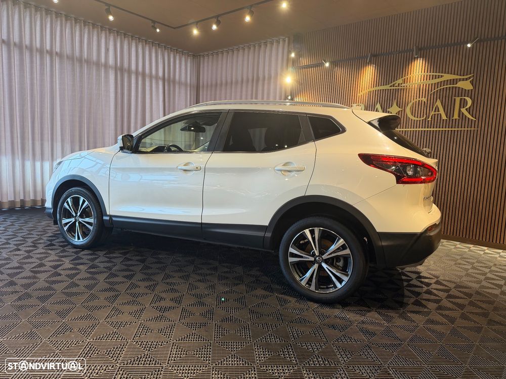 Nissan Qashqai 1.5 dCi Tekna - 4
