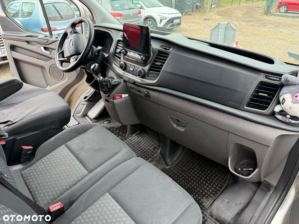 Ford Transit Custom 310 L2H1 Limited - 10