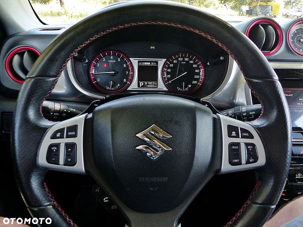 Suzuki Vitara 1.4 Boosterjet XLED Sun 4WD - 27