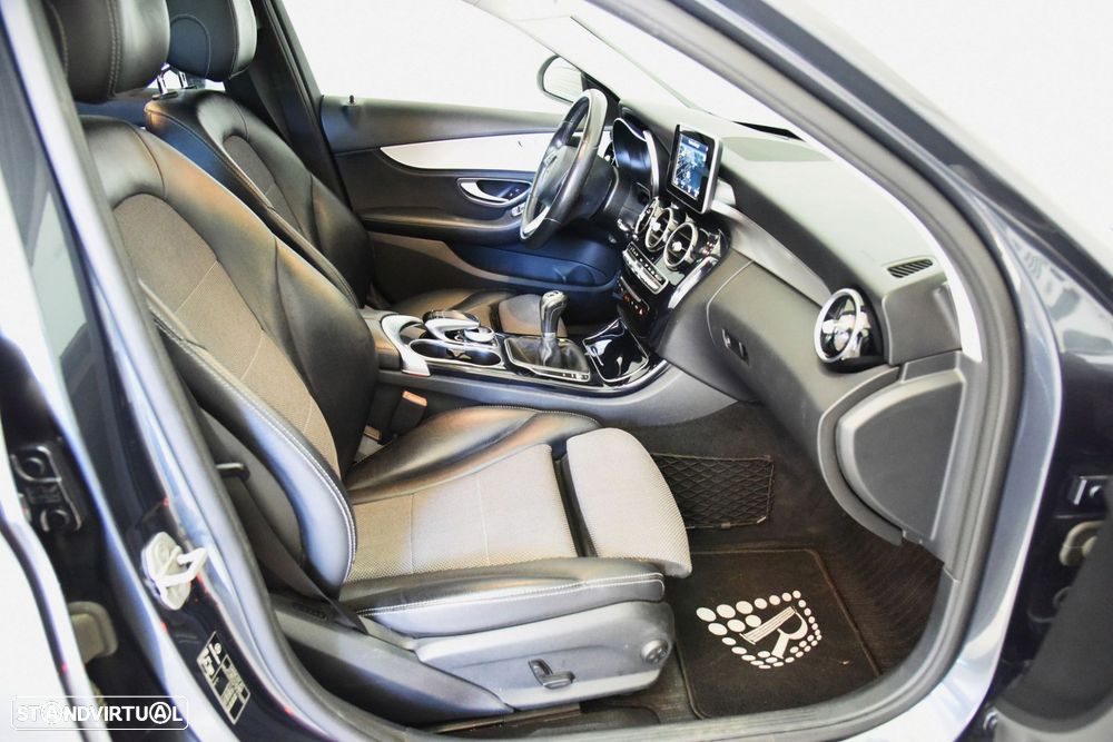 Mercedes-Benz C 200 BlueTEC Avantgarde - 25