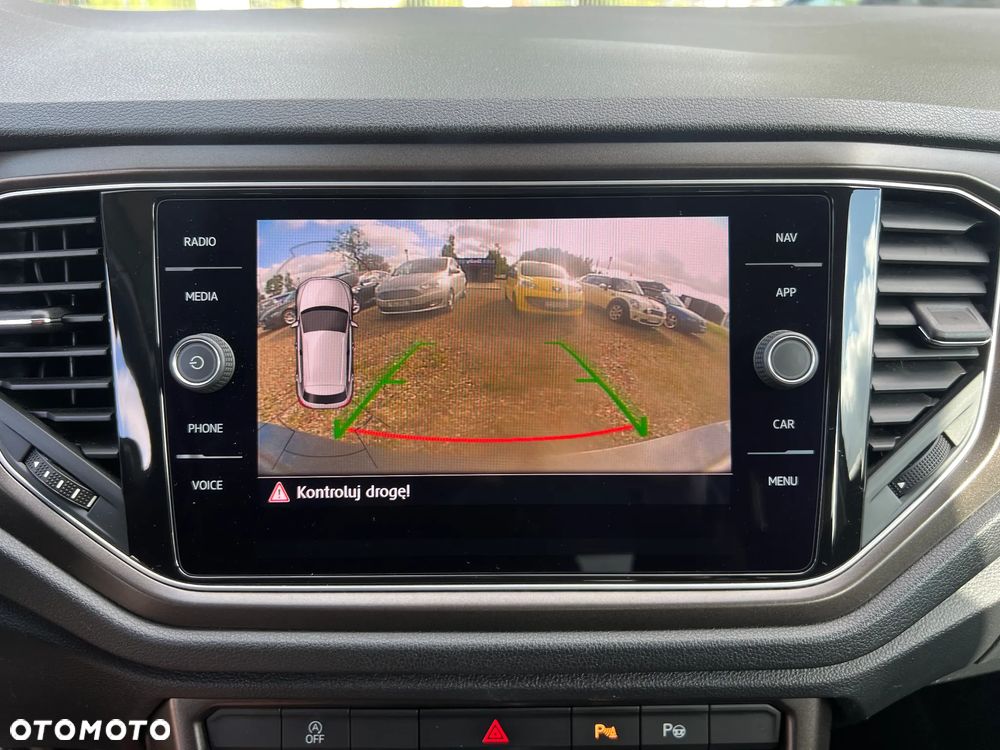 Volkswagen T-Roc 1.5 TSI ACT Premium - 25