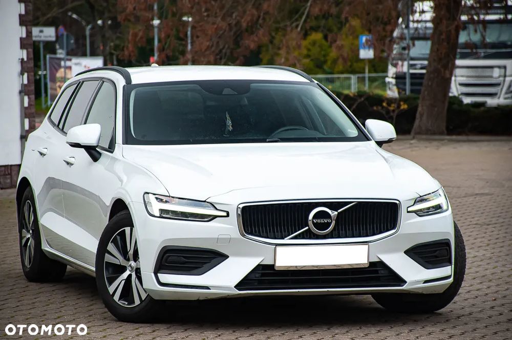Volvo V60 D3 Momentum Core - 1