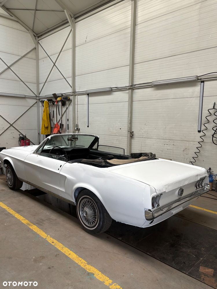Ford Mustang - 3