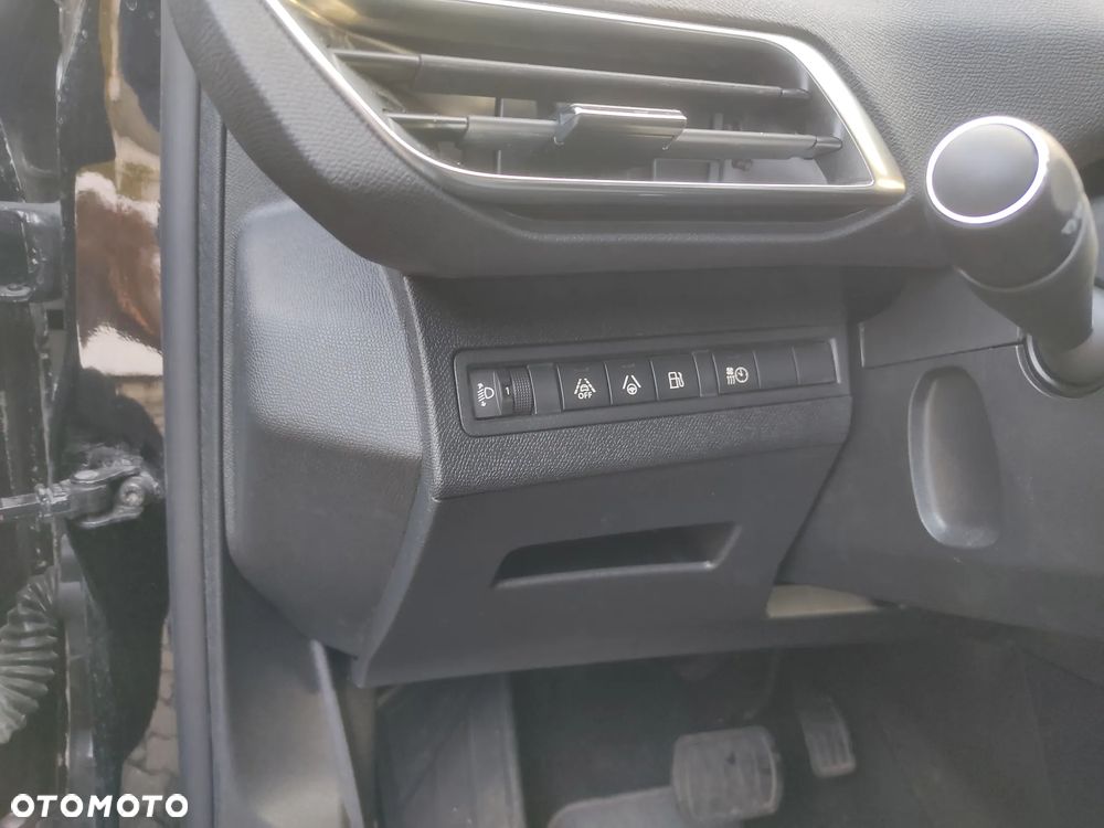 Peugeot 3008 225 e-EAT8 Allure Pack - 10