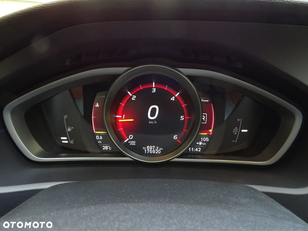 Volvo V40 D2 RDesign - 9