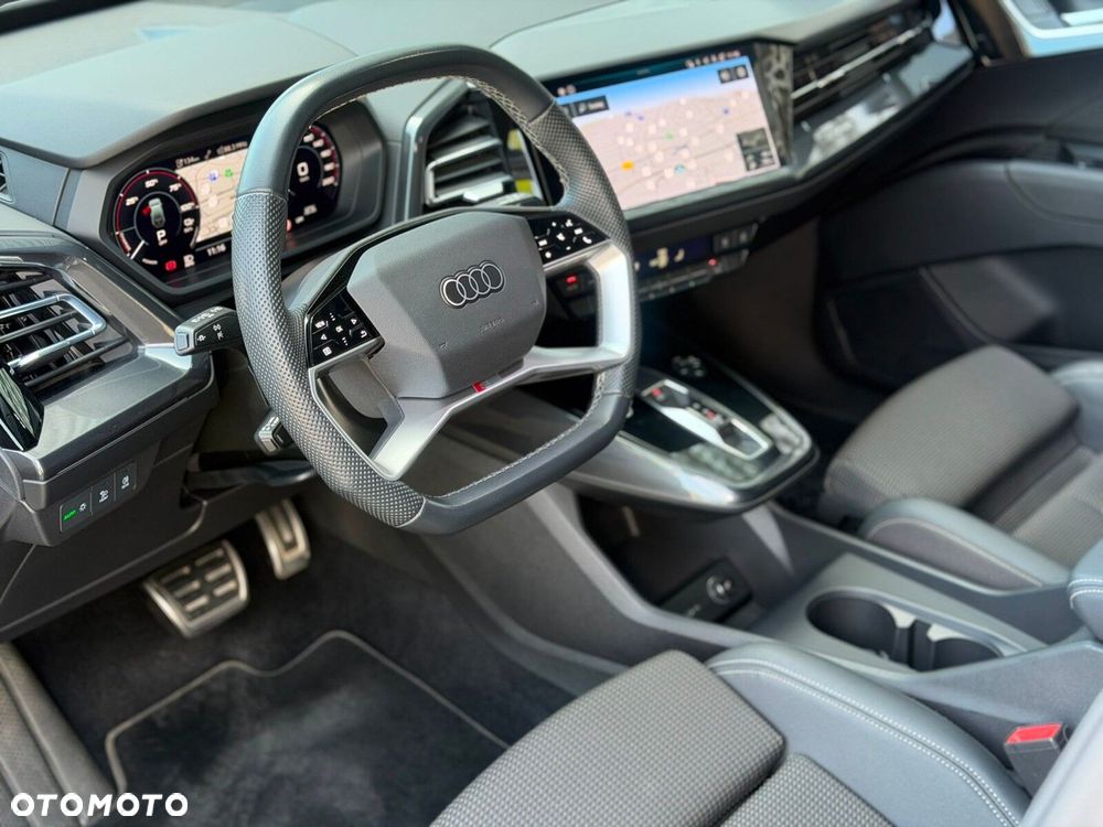 Audi Q4 e-tron 35 52kWh S Line - 14