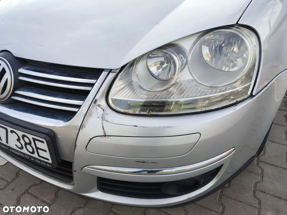 Volkswagen Jetta 1.9 TDI Comfortline DSG - 3