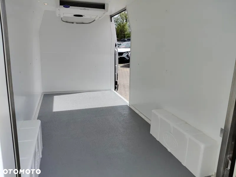 Renault Master L3H2 Izoterma + Agregat Carrier Zasilanie 230V Grzanie - 6