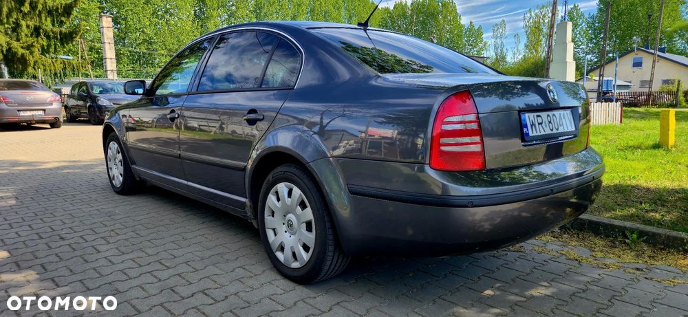 Skoda Superb 2.0 Classic - 2
