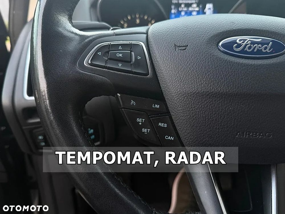 Ford Focus 1.5 EcoBlue Start-Stopp-System ST-LINE DESIGN - 22