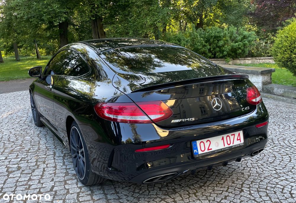 Mercedes-Benz Klasa C AMG 43 4-Matic - 7