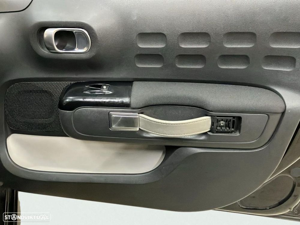 Citroën C3 1.2 PureTech C-Series - 21