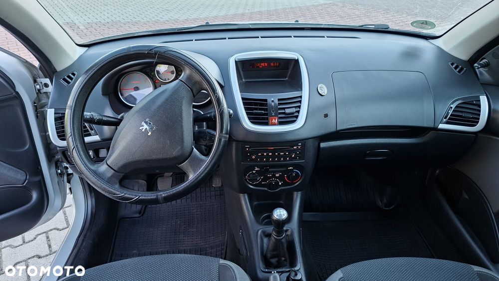 Peugeot 206 plus - 4