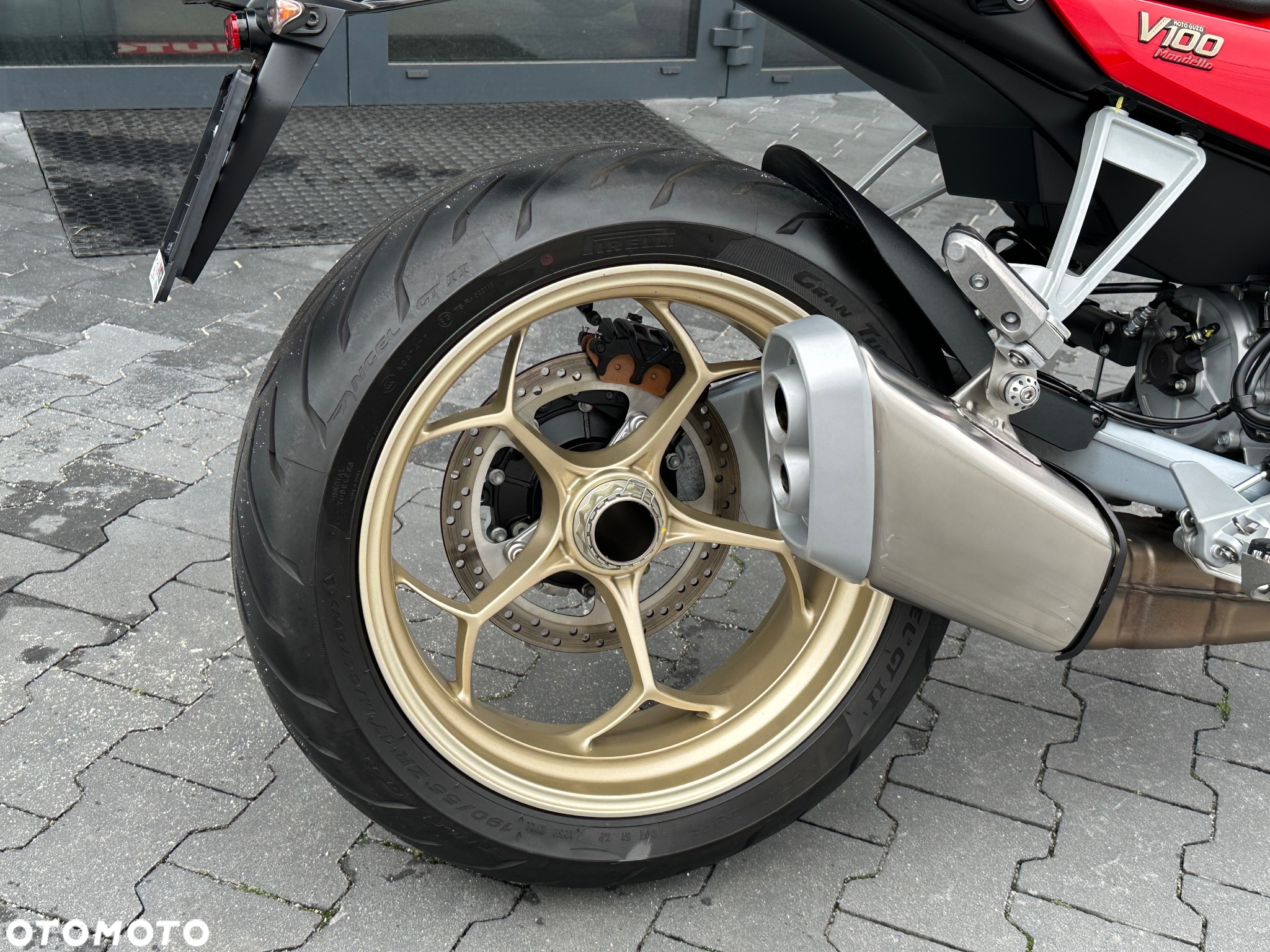 Moto Guzzi V100 Mandello - 6