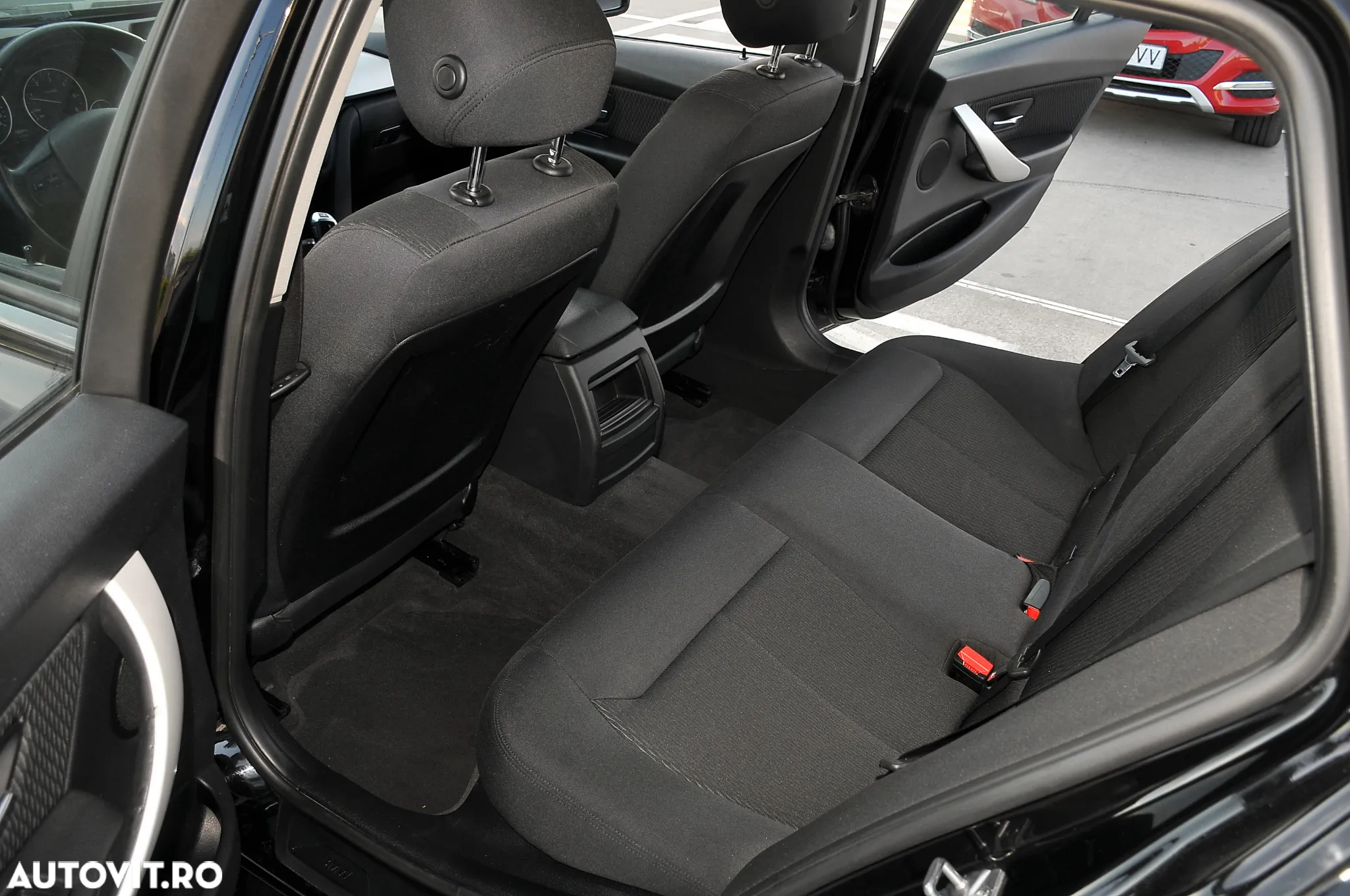 BMW Seria 3 320d Aut. - 5