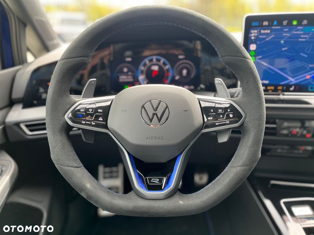 Volkswagen Golf - 18