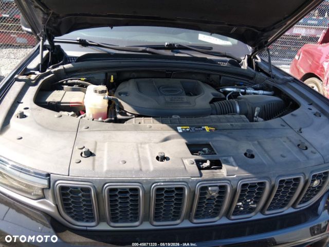 Jeep Grand Cherokee - 13